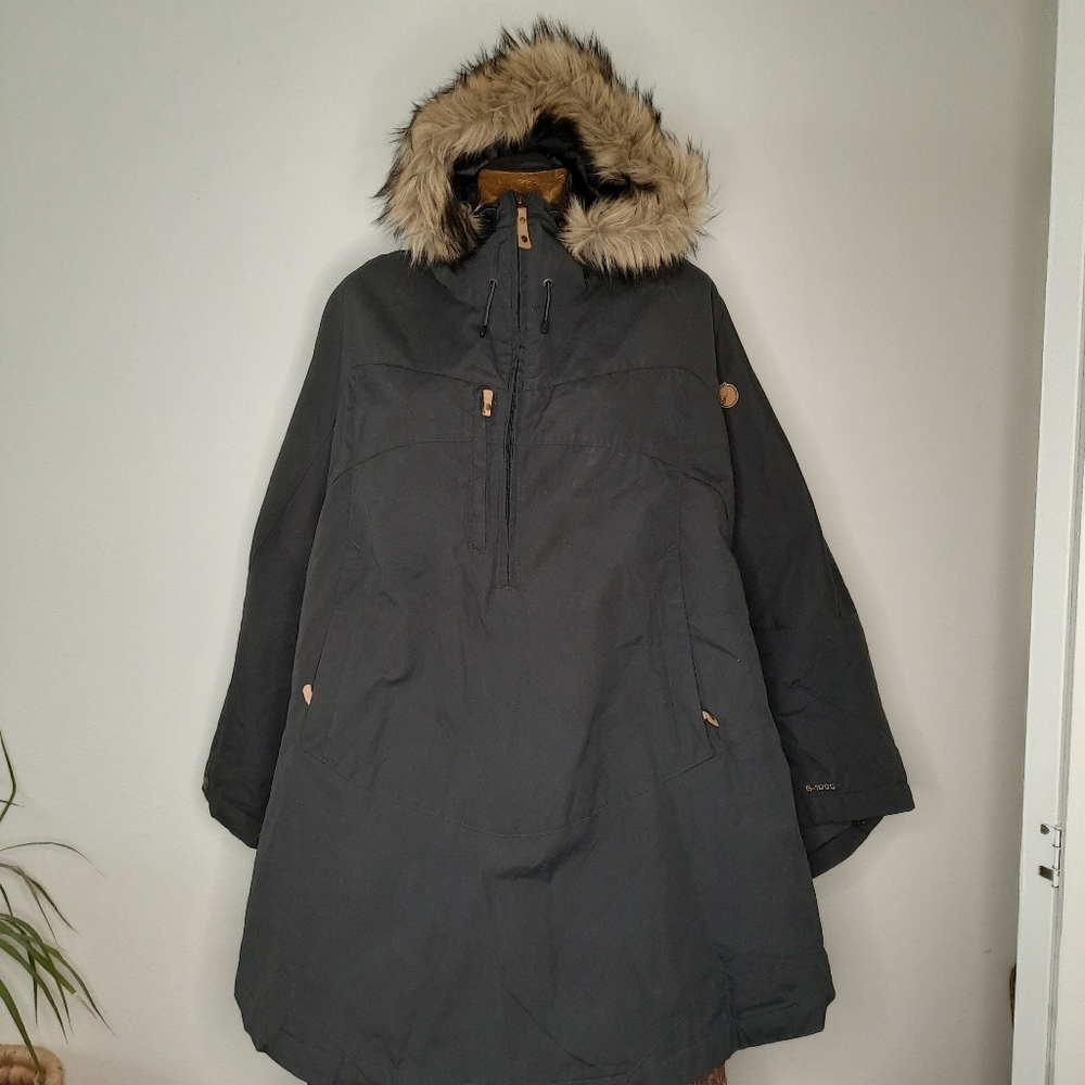 Fjallraven Lukkha Cloak